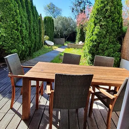 Apartma Cypress Garden *