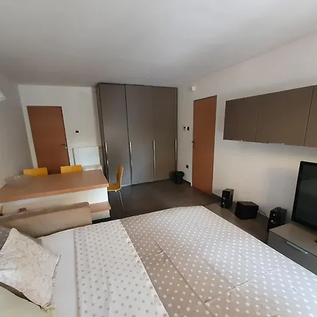 Cypress Garden Apartament