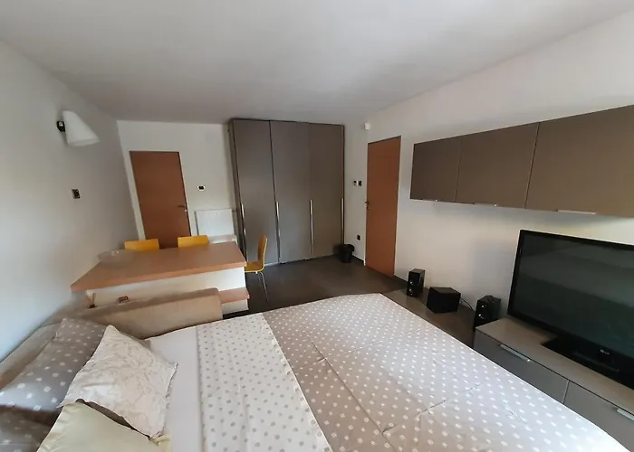 Cypress Garden Apartamento