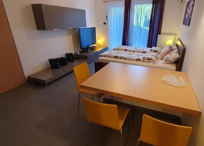 Cypress Garden Apartamento